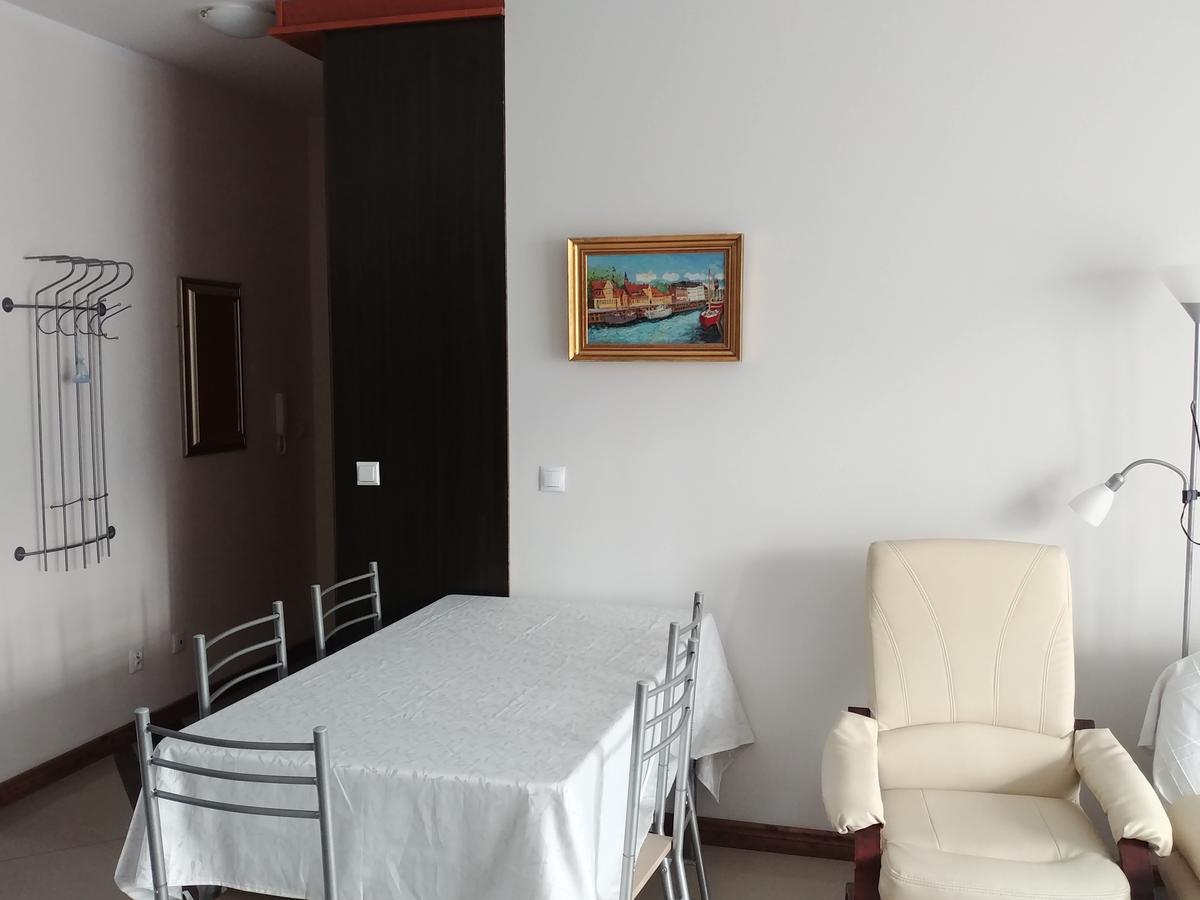 Swinoujscie Platan Patio 6 - Berry Apartments 외부 사진